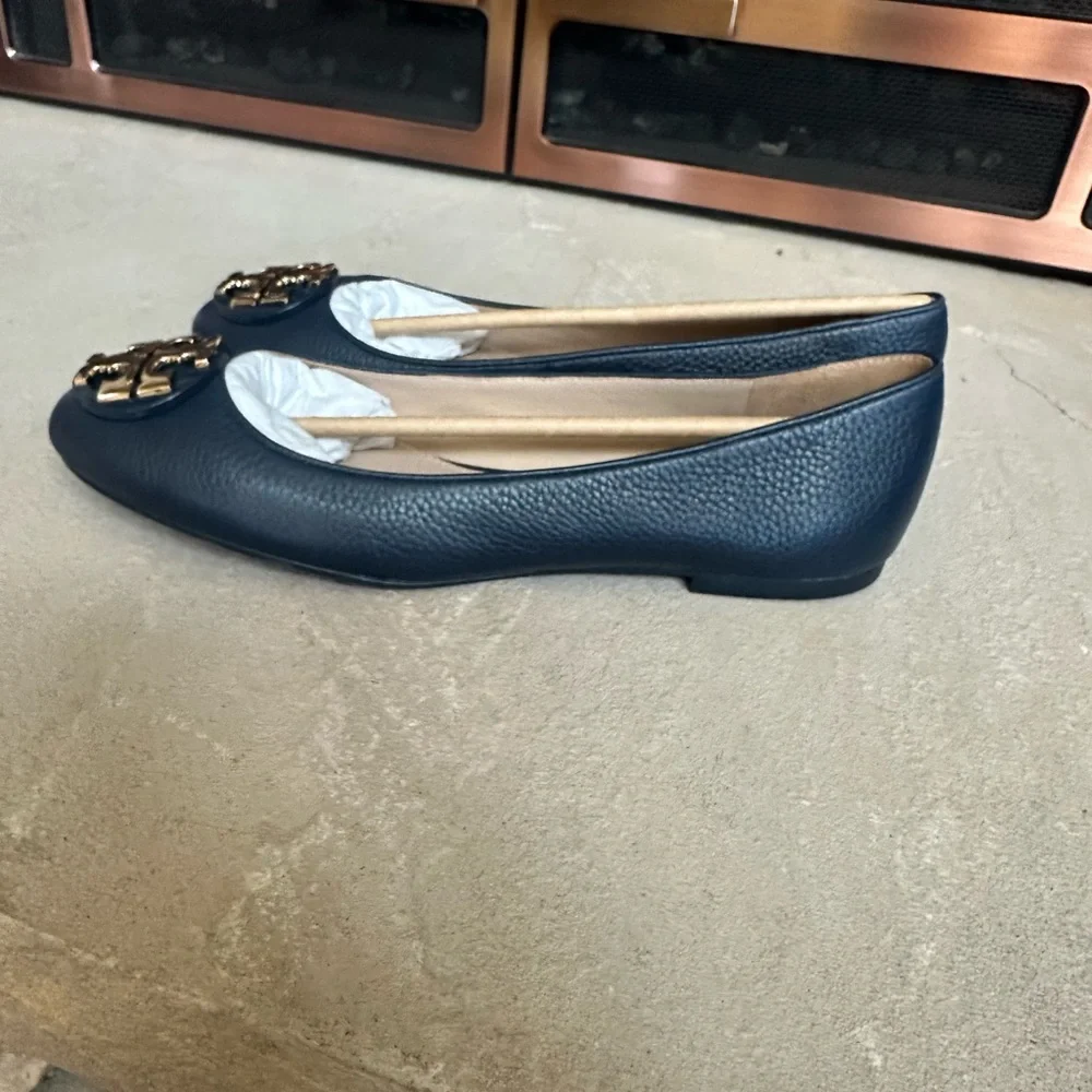 NIB Tory Burch Claire Ballet Flats in Tumbled Navy - Picture 3 of 7